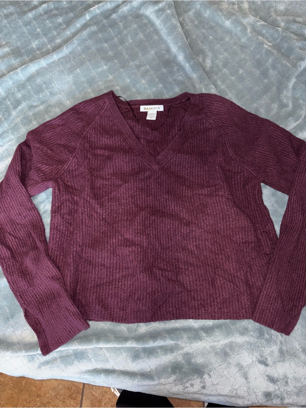 Athleta Plum V-Neck Ribbed Sweater